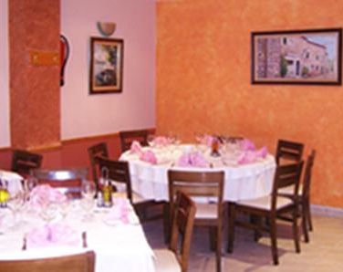 Restaurante La Ánfora Mesas de restaurante